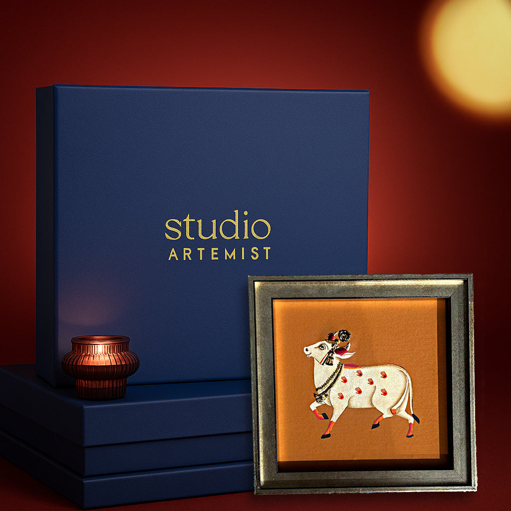 Kamdhenu Pichwai Artwork with Gift Box