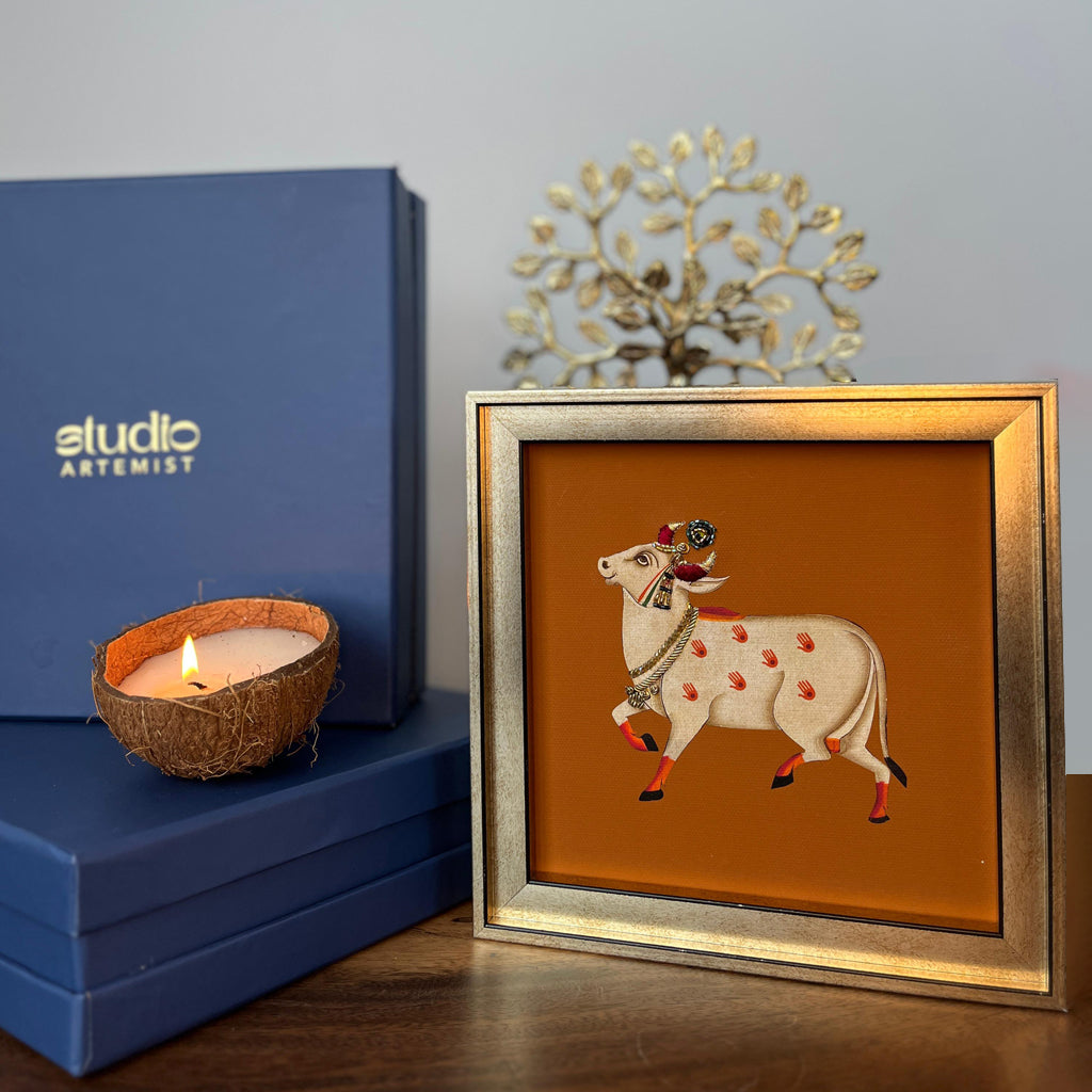 Kamdhenu Pichwai Artwork with Gift Box