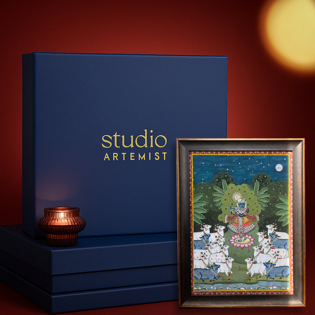 Traditional Pichwai – Srinathji with Cows Artwork with Gift Box