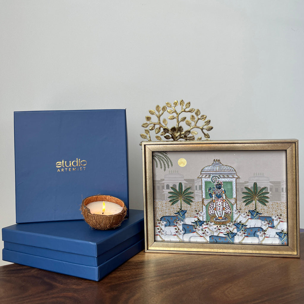 Srinathji Pichwai – Ivory (Landscape) Artwork with Gift Box