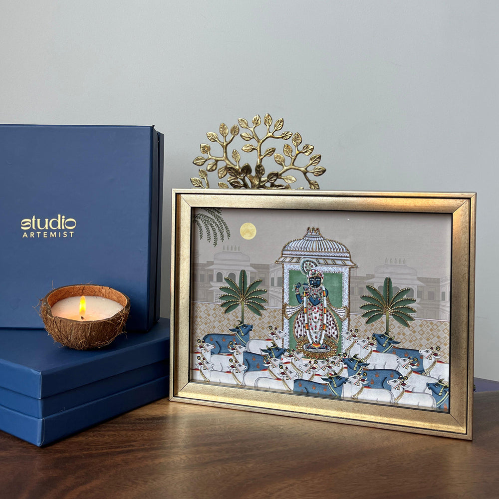Srinathji Pichwai – Ivory (Landscape) Artwork with Gift Box